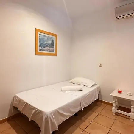 In Wifi , Ac En Primera Linea De Playa * Marbella