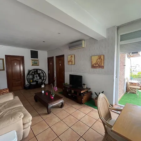 In Wifi , Ac En Primera Linea De Playa Apartment Marbella
